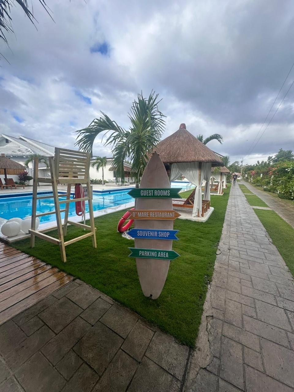 Treeshade Resort & Spa モアルボアル エクステリア 写真