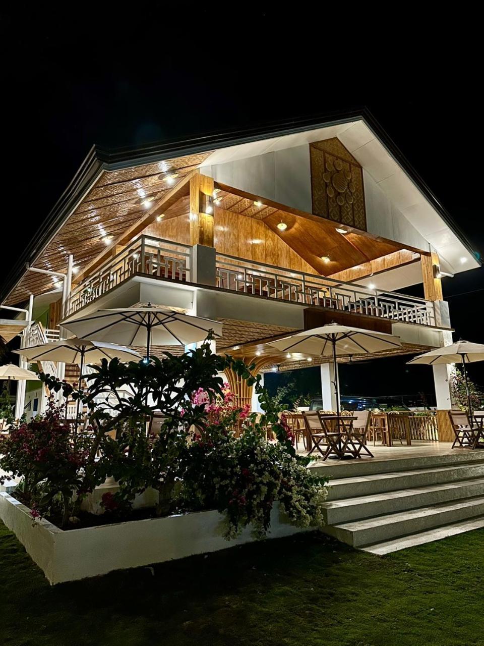 Treeshade Resort & Spa モアルボアル エクステリア 写真