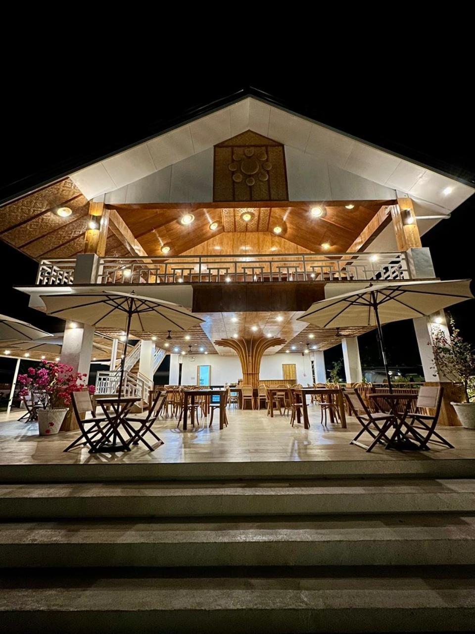 Treeshade Resort & Spa モアルボアル エクステリア 写真