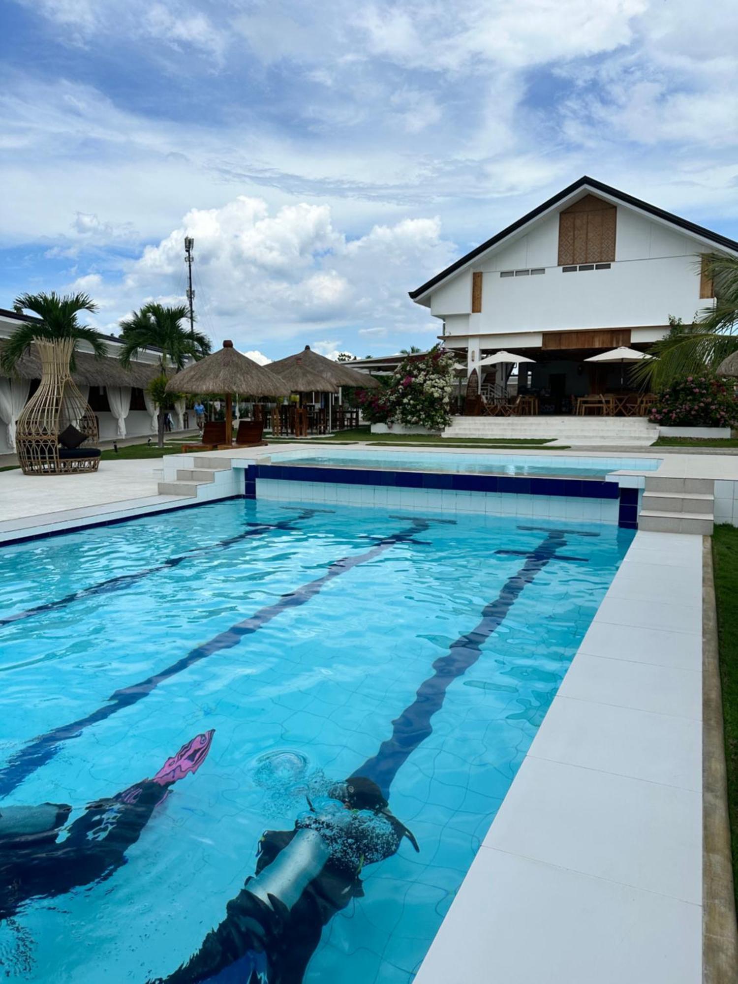 Treeshade Resort & Spa モアルボアル エクステリア 写真