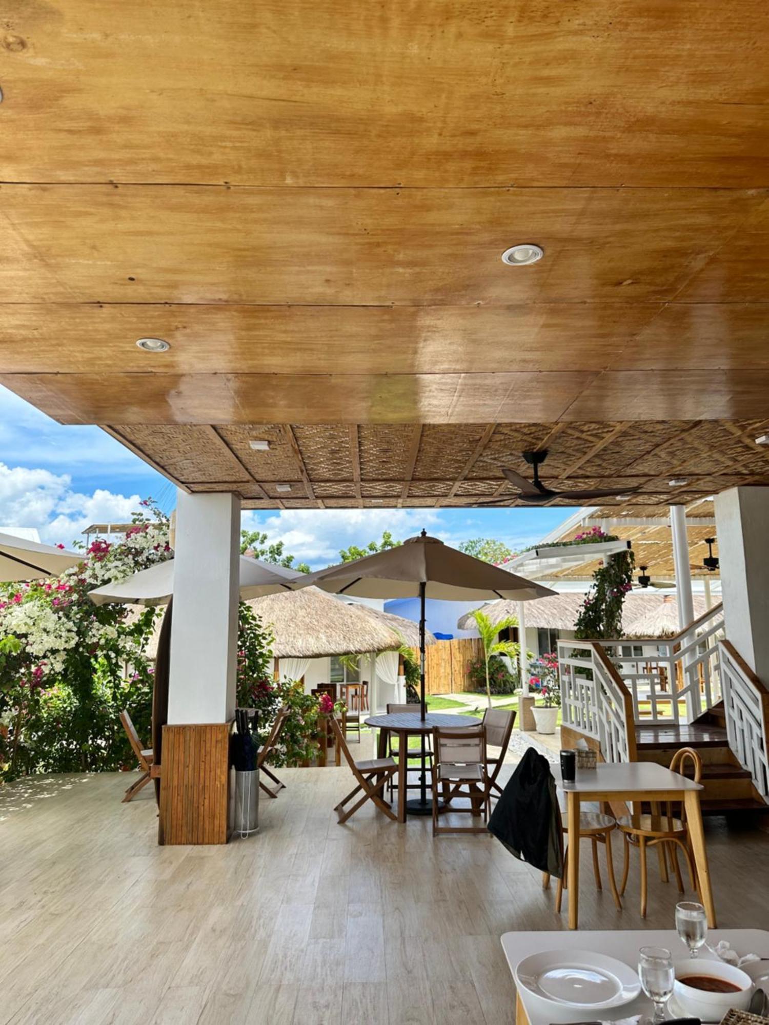 Treeshade Resort & Spa モアルボアル エクステリア 写真