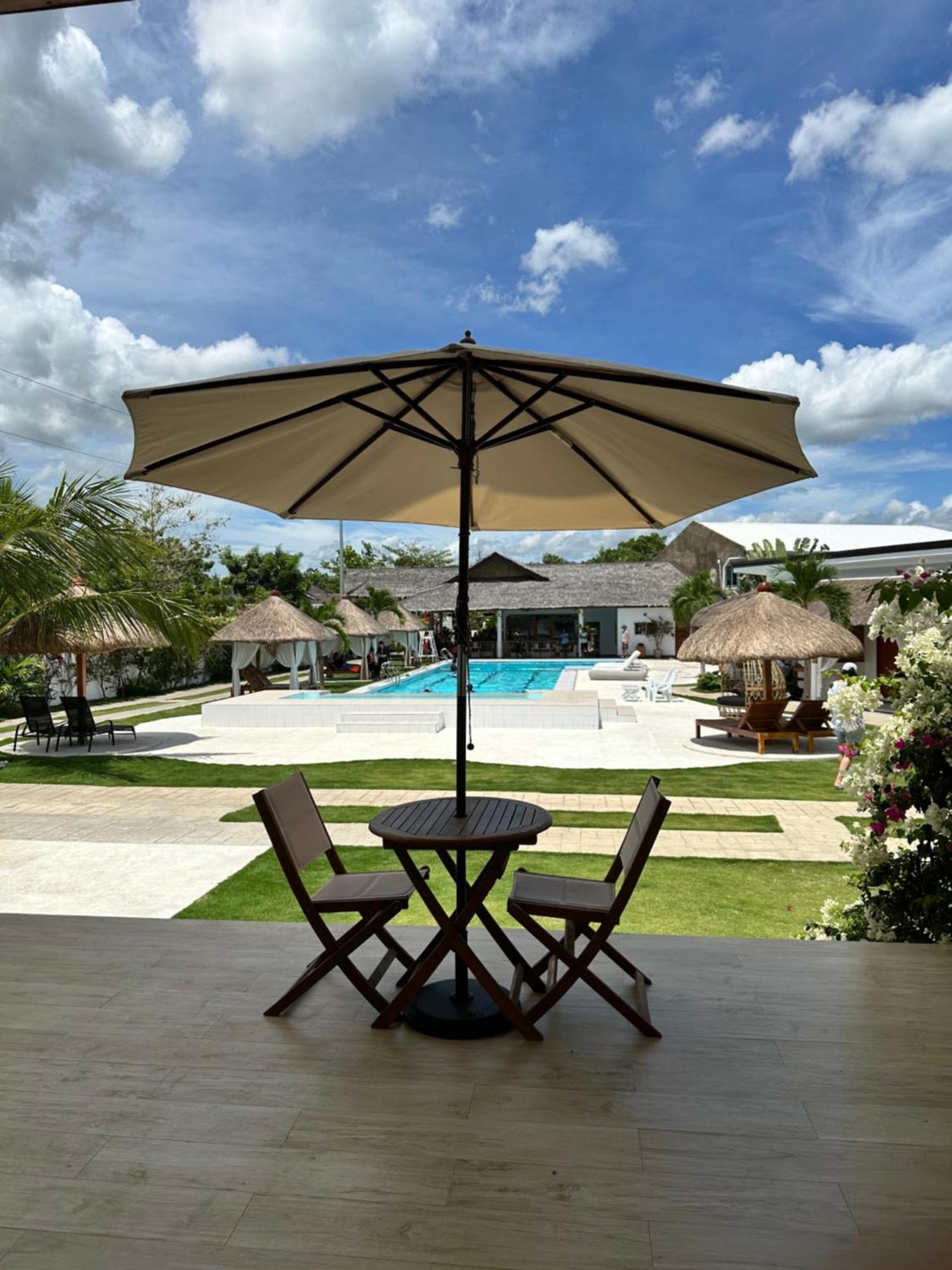 Treeshade Resort & Spa モアルボアル エクステリア 写真