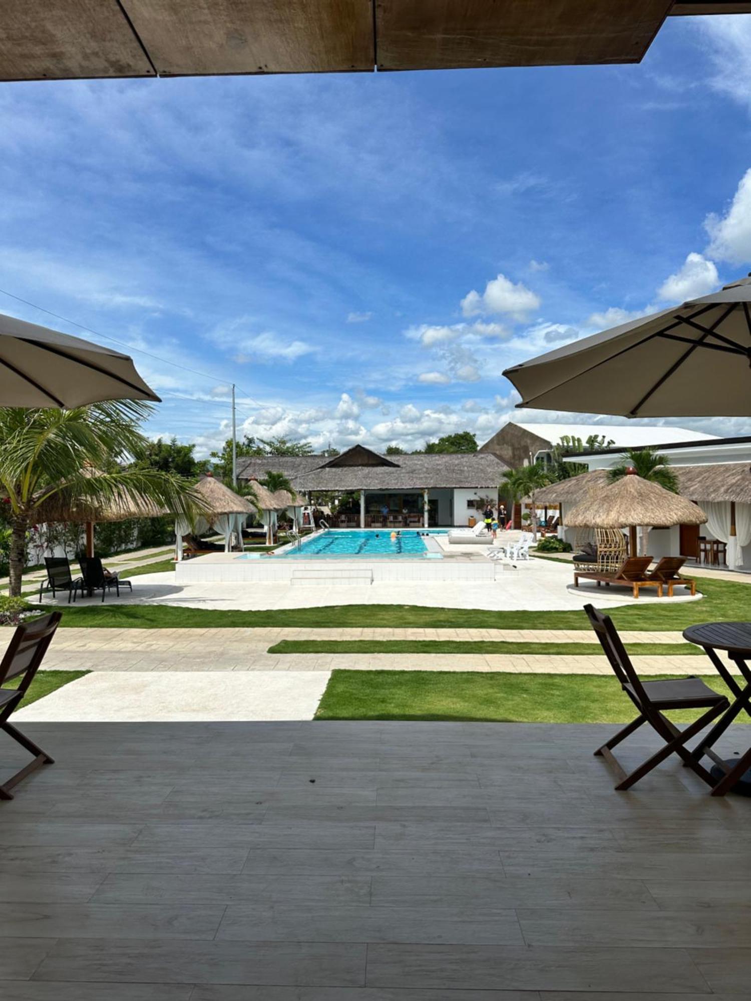 Treeshade Resort & Spa モアルボアル エクステリア 写真
